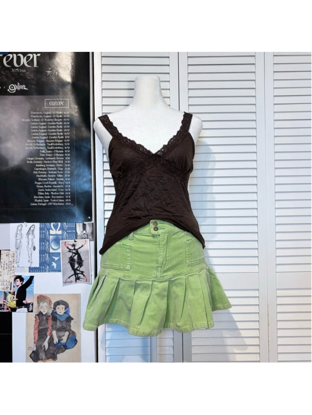 Von Dutch mini skirt